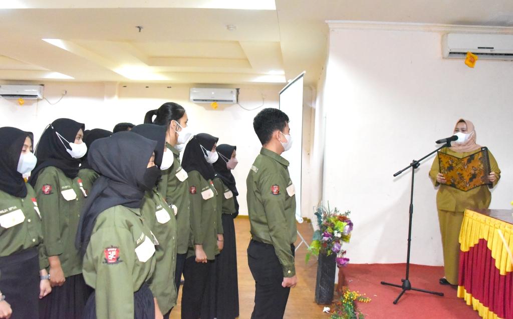 bupati-bengkalis-kasmarni-resmi-melantik-forum-generasi-berencana-1.jpg